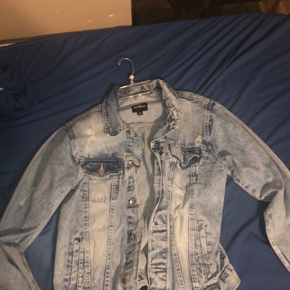 SOUTHPOLE Light blue distressed denim jack…